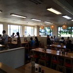 山もり - 店内はかなり広い