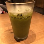 THE BROOKLYN CAFE - コールドプレスジュース グリーン【アップル・ケール・キウイ】680円