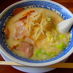 ラーメン家 - パイタンラーメン