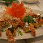 バーン・タム - チューシークン（海老のレッドカレーソース）