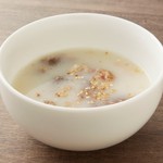 Rich collagen gomtang soup