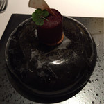 レストランエール - 
      アミューズ　Amuse-bouche　タルトタタン