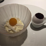 レストランエール - デザート　Desserts　エッグキャビアとカルボナーラに見立てて