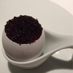 レストランエール - デザート　Desserts　エッグキャビアに見立てて