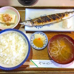 友禅 - 焼魚定食 秋はサンマ有り