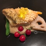 57848089 - 甘鯛のウロコ焼きポルチーニ茸のピューレ添え