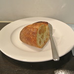 アキヒサ ハンダ - 今日も美味しいパン