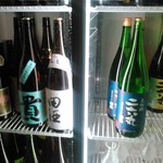 日本酒・海鮮 二六丸 - お酒のショーケース２