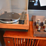 ザ・バンク - 2階店内　アンティークなオーディオ