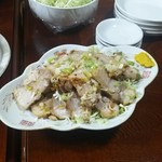 中国飯店　鳳華 - 絶品の焼き豚です♪ チャーシューって頼むと焼き豚ですねって訂正されます(笑)