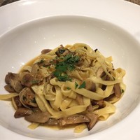 セストセンソ 新宿タカシマヤ店 - ボルチーニと栗のフェットチーネ