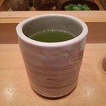 ＩＫＫＹＵ - お茶は冷めると熱いのに取り替えてくれる