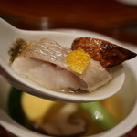 さ行 - 2016年10月_椀物の喉黒と松茸のアップ