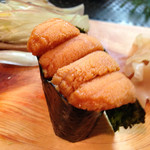 すきやばし次郎 豊洲店 - ウニ〜(°▽°)