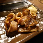 ふわトロお好み焼きともんじゃの店 葵本店 - 【4】イカ姿焼き
