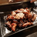 ふわトロお好み焼きともんじゃの店 葵本店 - 【5】ピリ辛ホルモン焼き
