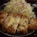とんかつ和幸 - とんかつチーズかけ