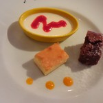 カフェ テルツィーナ  - パンナコッタ・リコッターチーズケーキ・ガトーショコラ2016.9