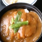 レストラン きらり - きらりで、カツカレー丼。570円。