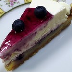 マーガレット菓子店 - ブルーベリーレアチーズタルト￥350