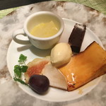 神戸牛炉窯焼ステーキ 雪月風花 北野坂 - 