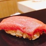 鮨 竜介 - 2016.10.  中トロ