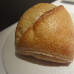 レストランエール - おかわりのパン