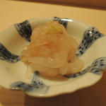 鮨 あらい - 白エビの昆布締め