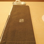 鮨 あらい - ひざ掛け