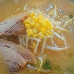 自由軒 - みそラーメン
      