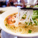 サイゴン・レストラン - 麺