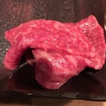 炭火焼肉 なかはら - ウチモモ