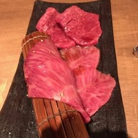 炭火焼肉 なかはら - 下からミスジ、ランボソ
