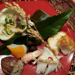 Myouken Ishiharasou Shokusai Ishikura - ムカゴ、栗の渋皮煮、畑のキャビアと言われるとんぶり、松前寿司、ホタテのからすみ合え、稲穂をポン菓子のように。