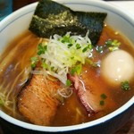 麺処びぎ屋 - 醬油らーめん味玉入り850円