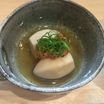 炭焼割烹 ふくろう - お通しは里芋煮っころがし