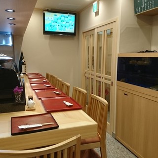 カウンター席