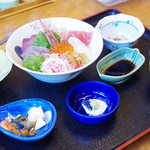 峰 - 海鮮丼