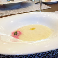 グラマシースイート ストリングスホテル名古屋 - 食器オシャレ、野菜のポタージュ美味しいです*̩̩̥*̩̩̥ ୨୧ ⑅ ୨୧ *̩̩̥*̩̩̥