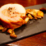 遠藤利三郎商店 - 前菜
      大山鶏のバロティーヌ