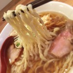 喜多方らーめん(醤油)：麺リフト('16.10訪問時)