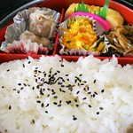 新政 - そば弁当（一段目）（850円）