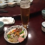 趙楊 - 前菜十六種、生ビールと共に