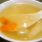 牡丹園 - 冬瓜と人参のスープ