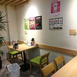 煮干し中華そば一燈 - テーブル席