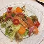 ビストロ バキュース - 2016・10月　スモークサーモン