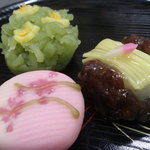むさし野 - 料理写真:季節を感じる生菓子