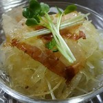 ステーキハウス綱政 - 玉ねぎサラダ