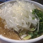 ラーメンの音むら - みそラーメン 750yen+ネギトッピング 100yen(16.09)