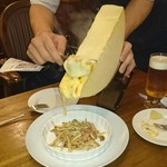 伊勢佐木町 ハイジのチーズが食べられるイタリアン　Taverna Bar Orso - 